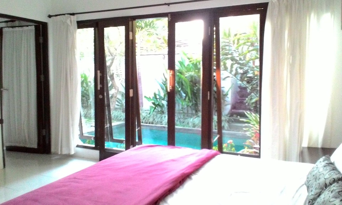 Penestanan House | 2 bedroom for family pool villa