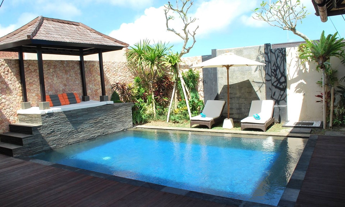 Ungasan Villa | 2BR Cozy Villa, Jimbaran! - 3Min Drive To GWK Cultural Park! W/Private Pool