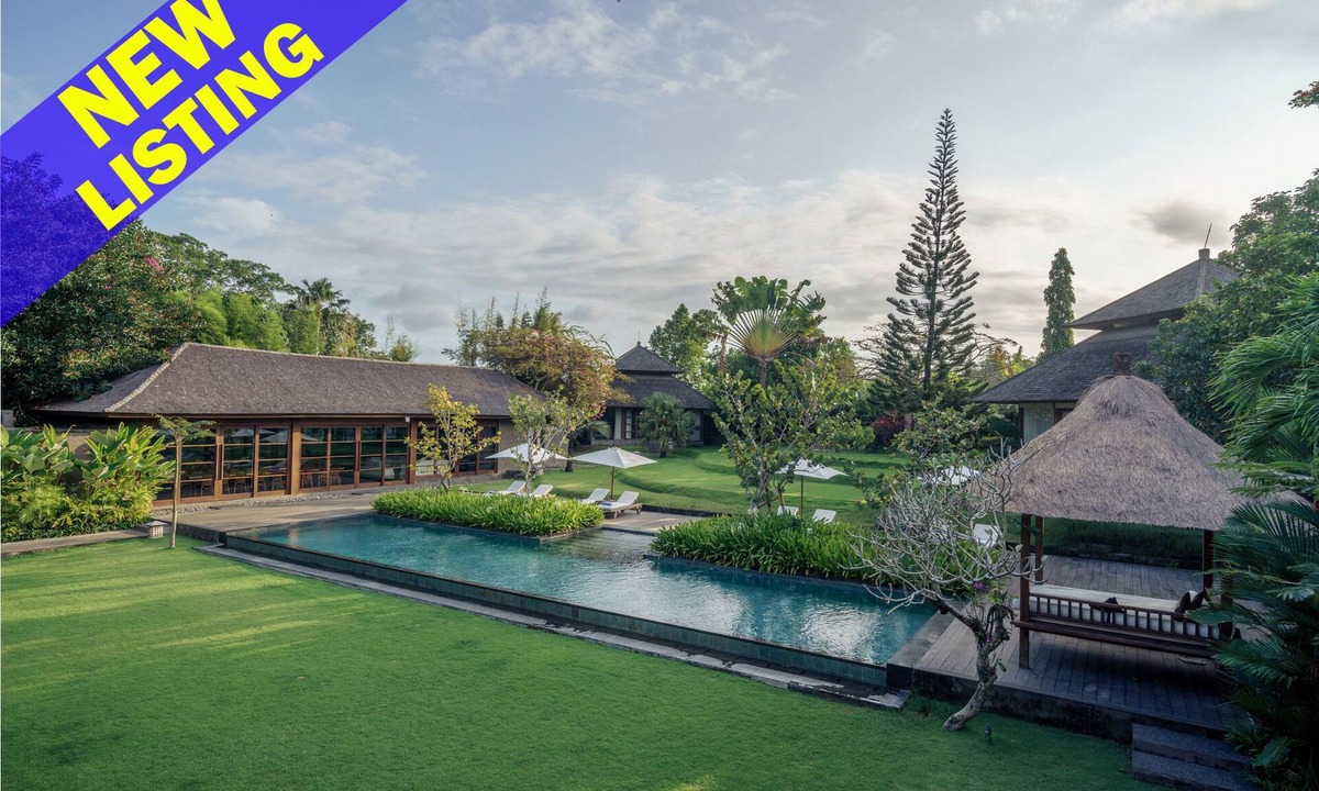 Tibubeneng Villa | 7BR Villa For Large Group + Pool Table, Canggu - 4Min Drive To Splash Waterpark!