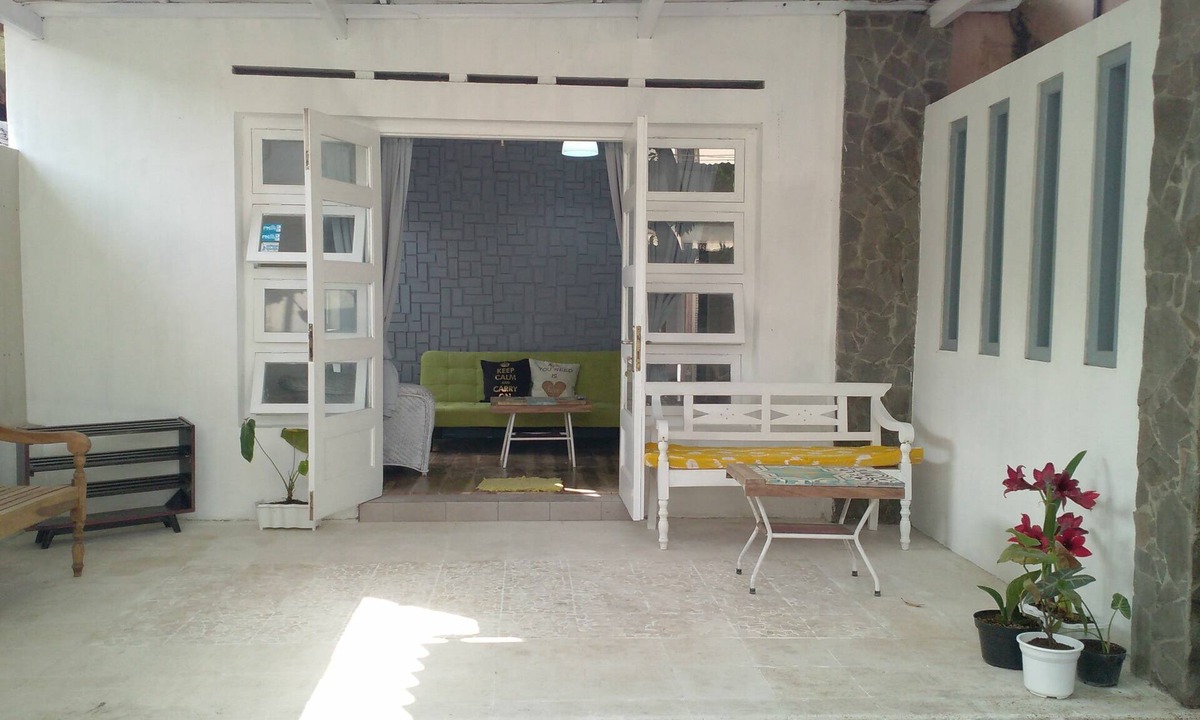 Prawirotaman Villa | Abrisam Shareeah Family Homestay