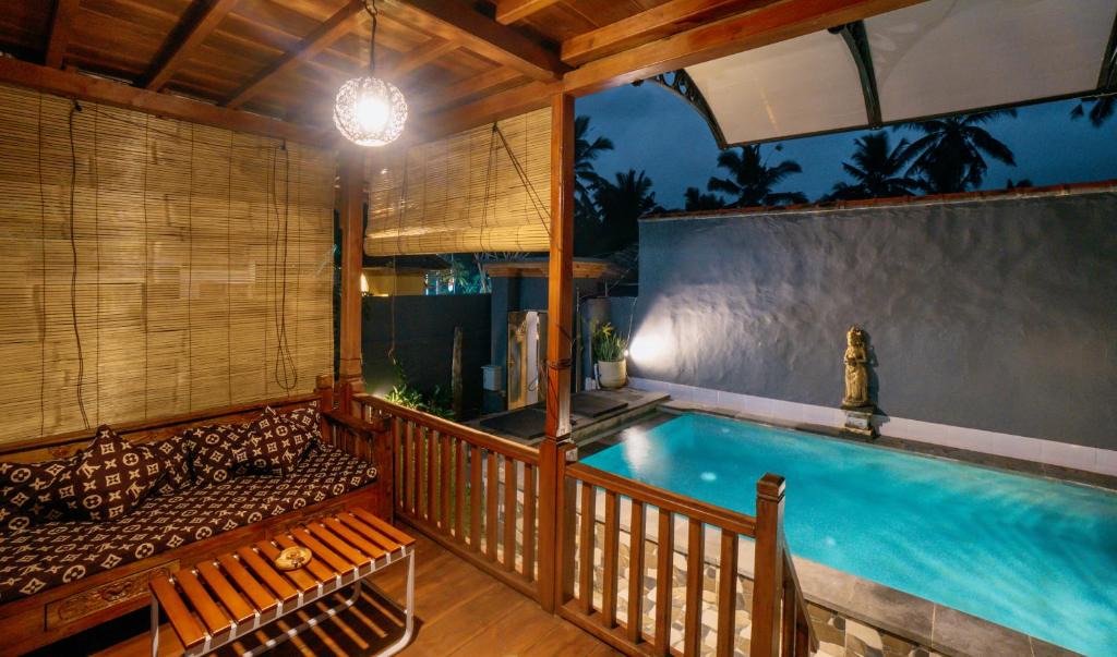 Bongkasa Pertiwi Villa | Ari sari joglo