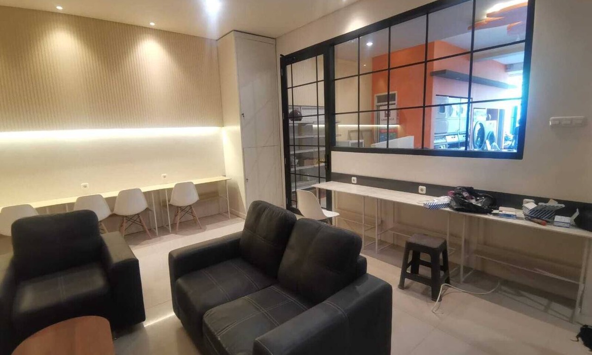 Surabaya Hotel | Autumn Living
