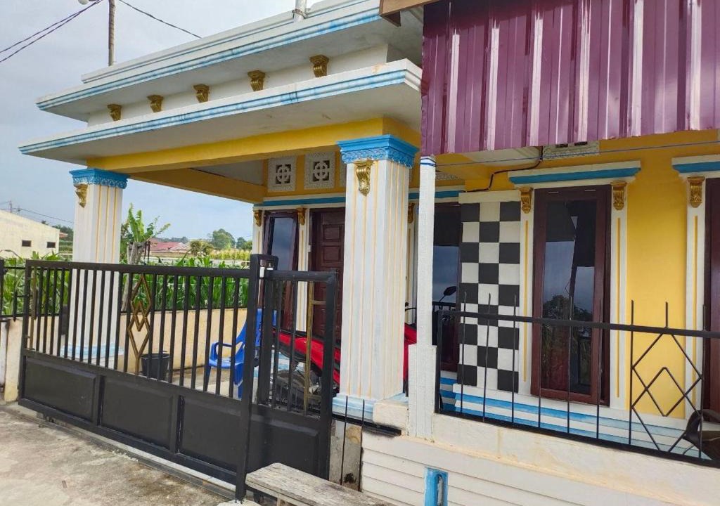 Ambarita House | Bahruksi HomeStay