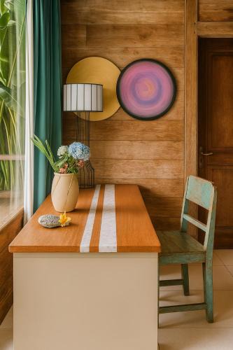 East Selemadeg Ski Chalet | Barefoot in the Heart