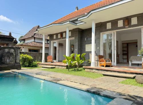 Kutuh Kaja Villa | Big Villa with 4 Bedrooms and Private Pool in Ubud