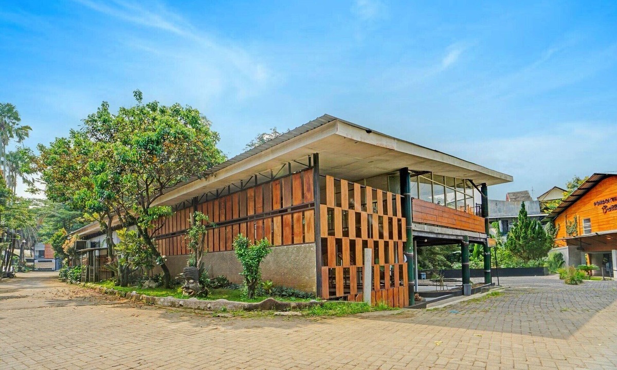 Dinoyo House | Bwalk Hotel Family Suite