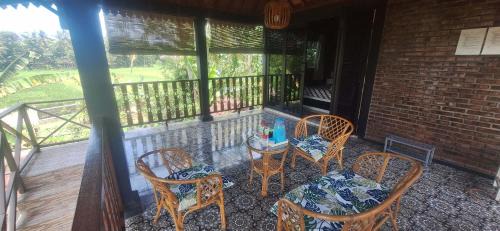 Parangtritis House | Chez B&S Linares