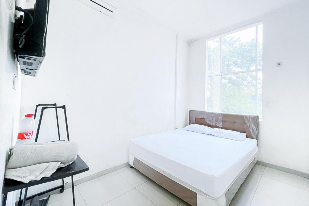 Bekasi Hotel | Citara Jaya Guesthouse Mitra RedDoorz
