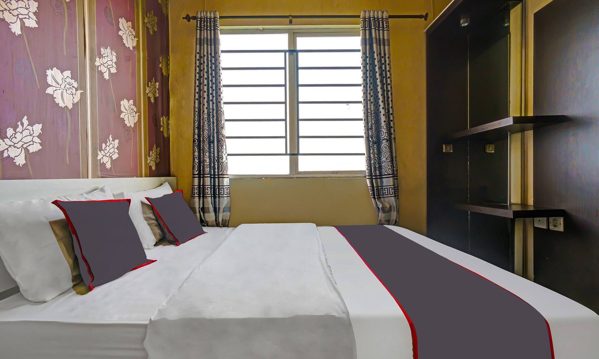 Cimahi Hotel | Collection O 1453 The Edge Apartment Cimahi By Kamarku