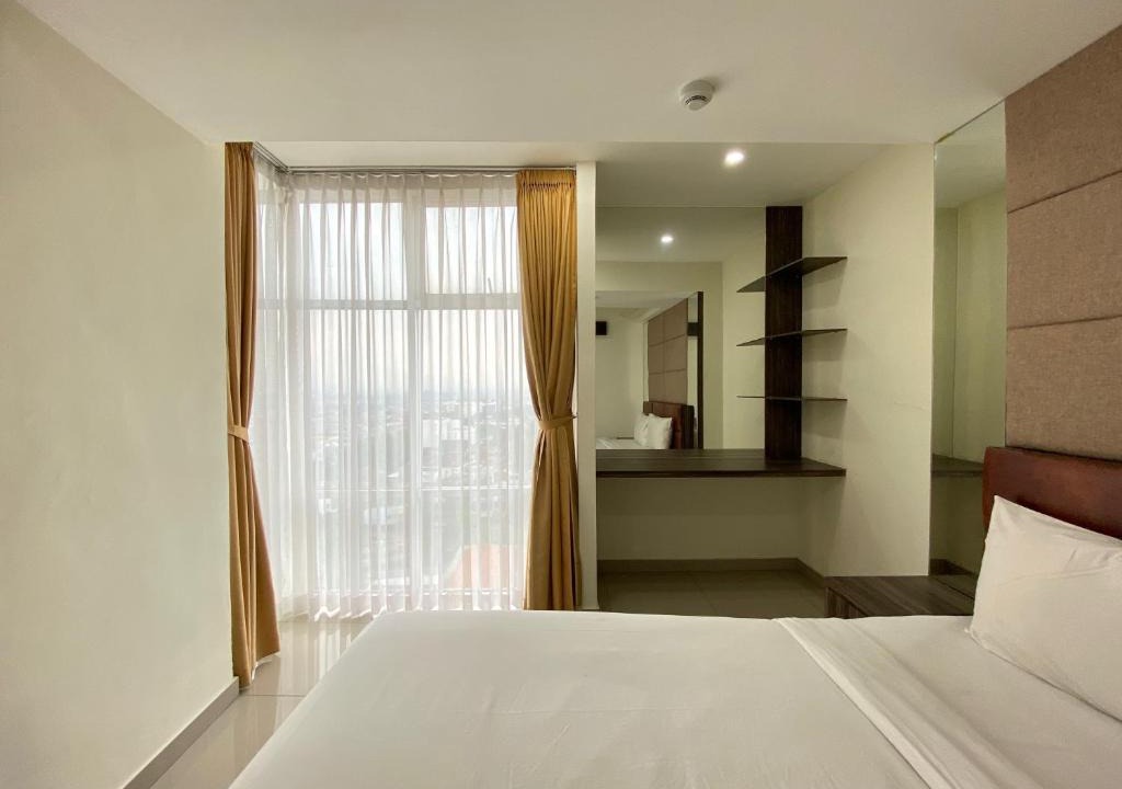 Bandung Apartment | Comfy 3BR at Grand Asia Afrika Bandung Apartment By Travelio
