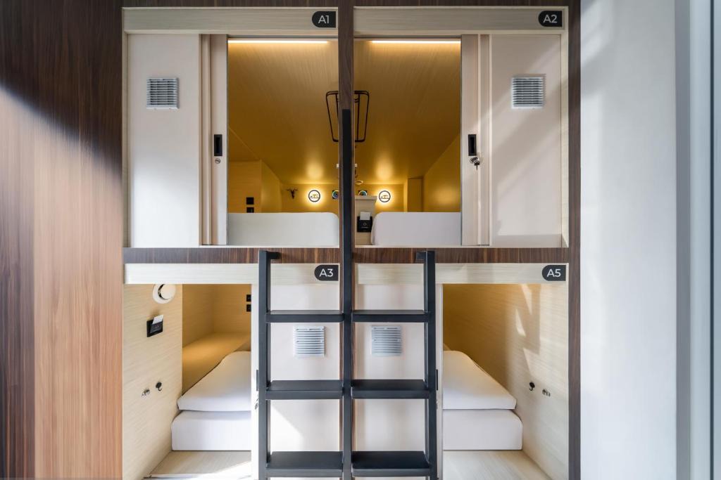 Gandaria-selatan Hotel | Cove Casanino