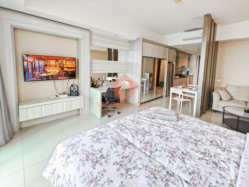 Bangka Apartment | Cozy 1BR Kemang Village Apt Pool, Gym, Wi-Fi