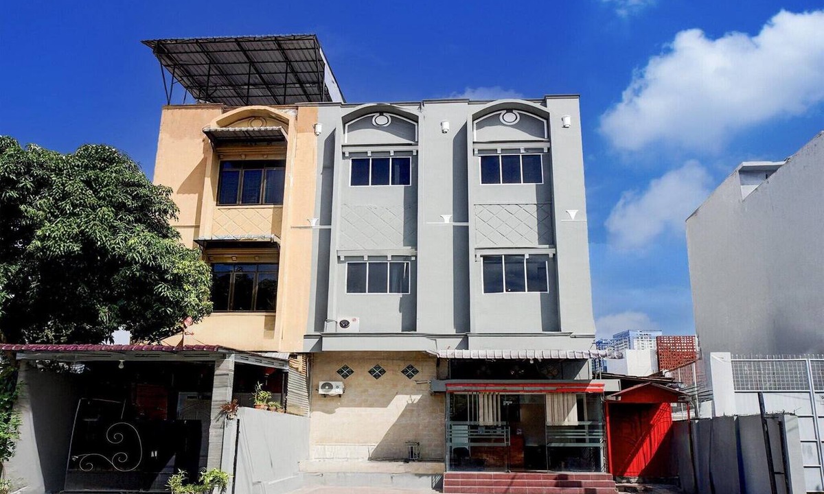 Medan House | Cozy Double Escape W/Free WiFi and Parking