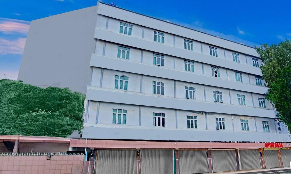Palembang House | Cozy Double Escape W/Free WiFi and Parking