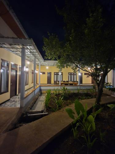 Labuan Bajo House | d'Alvin Homestay 2