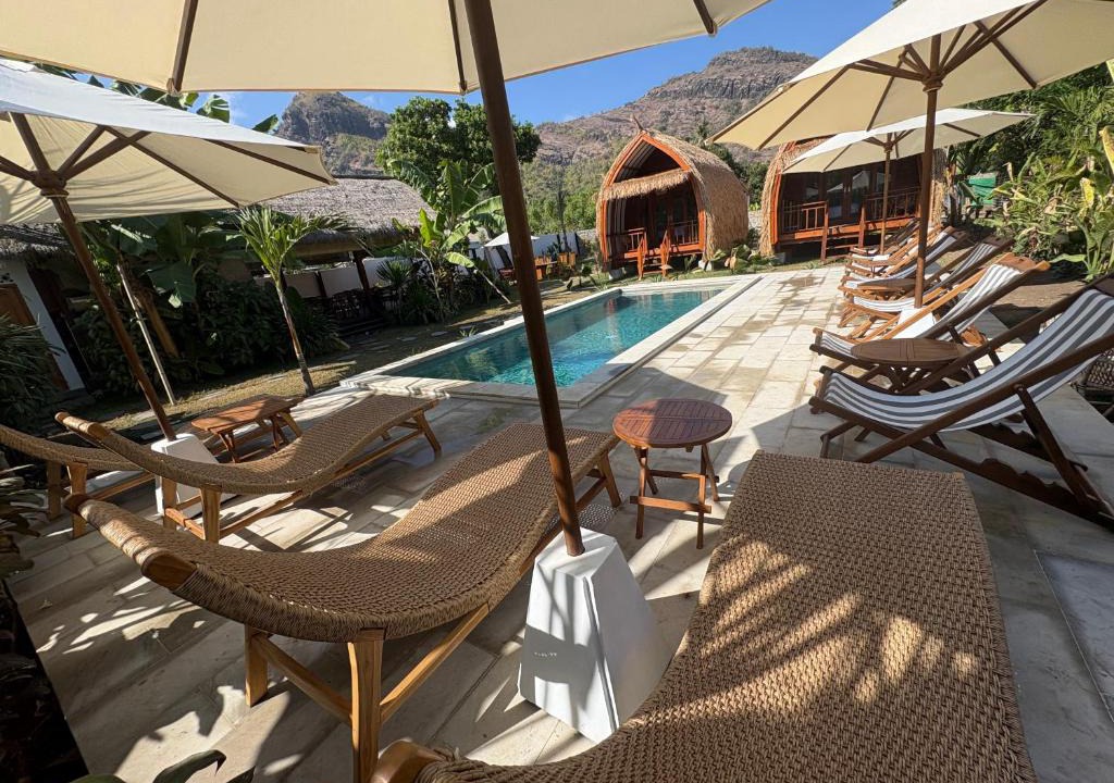 Sumbawa Barat Hotel | Damai Bungalows