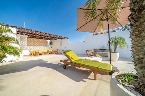 Pecatu Villa | Darina Villa - Private Rooftop Escape with Pool Close to Beach