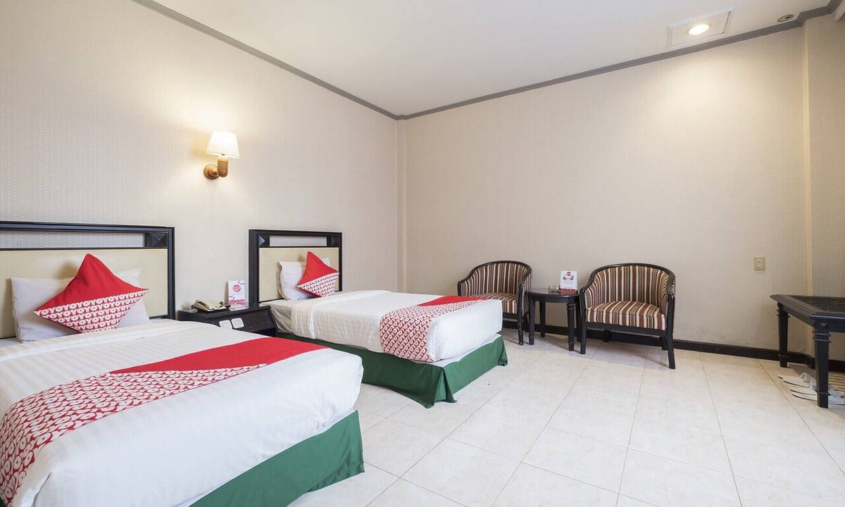 Makassar House | Deluxe Twin Near Losari Beach