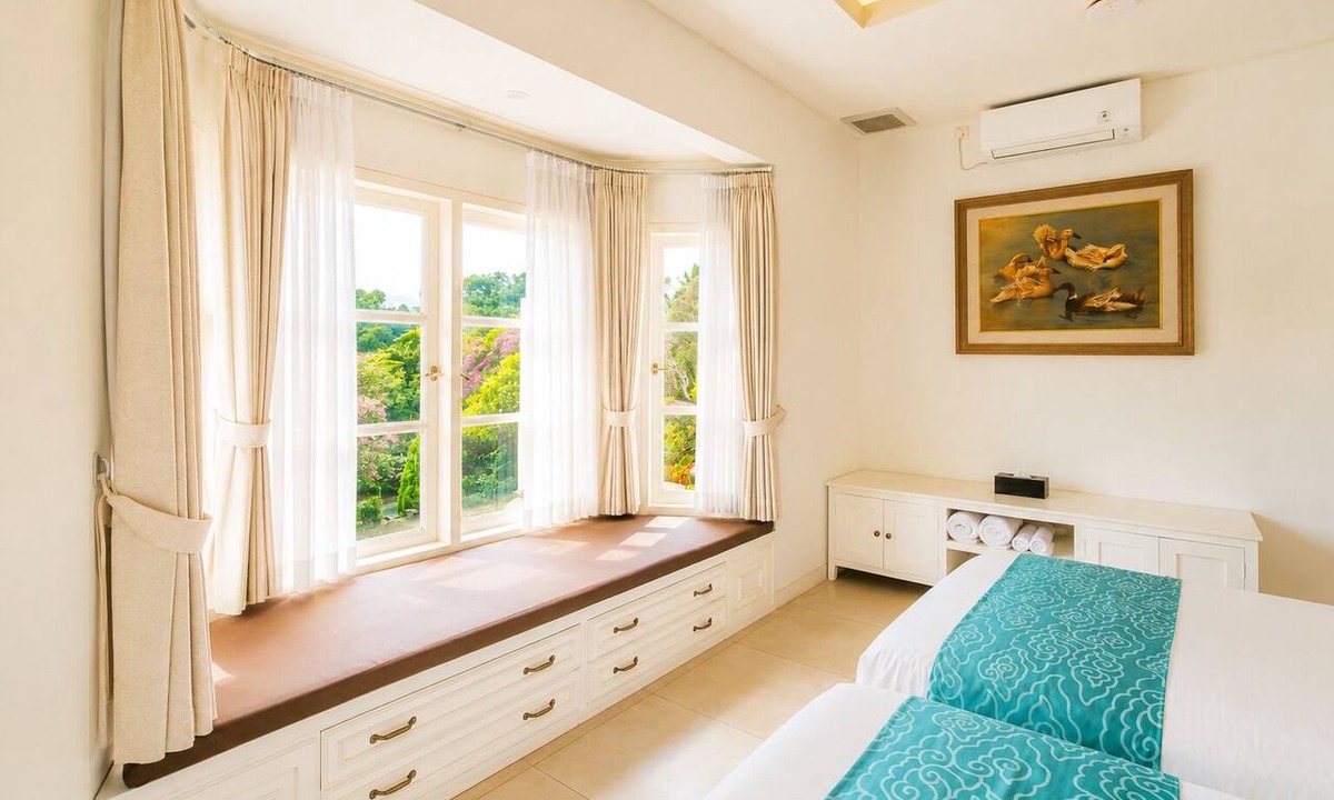 Megamendung Hotel | Dhamanadi Boutique Resort