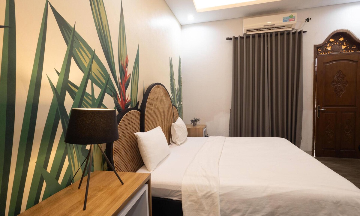 Depok Hotel | Front One Resort Yogyakarta