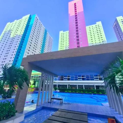 Rawasari Apartment | Green Pramuka City with Cozy two Bedroom