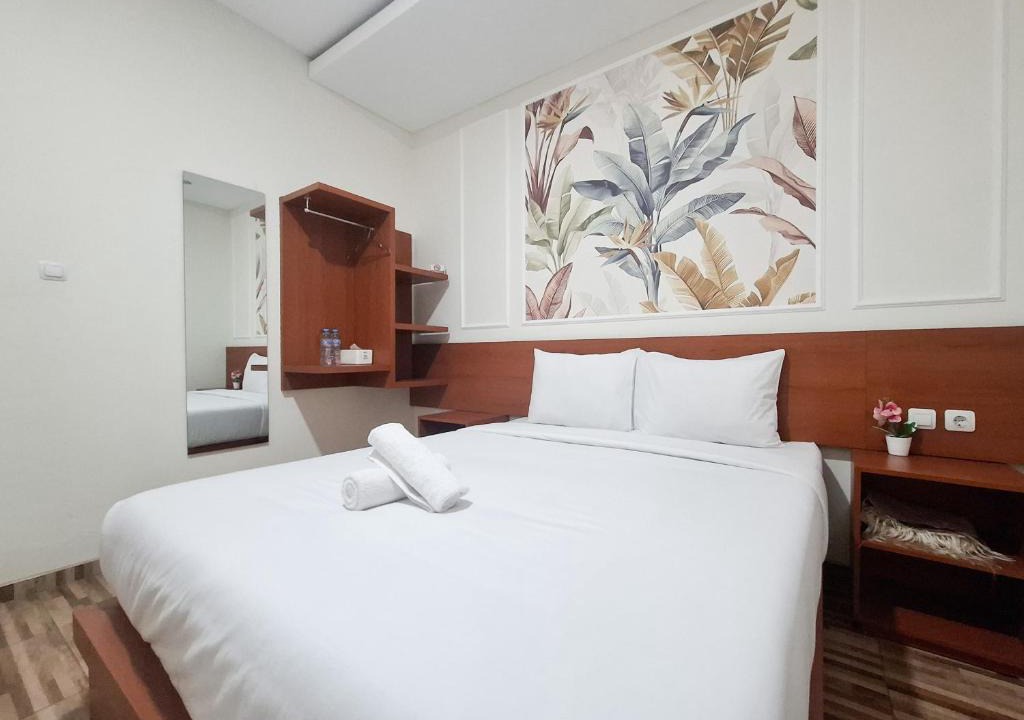 Oro Oro Ombo House | Griya Pangestu Syariah near Alun-Alun Batu RedPartner