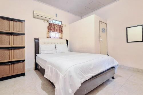 Padang Hotel | Handira Homestay Syariah Padang RedPartner