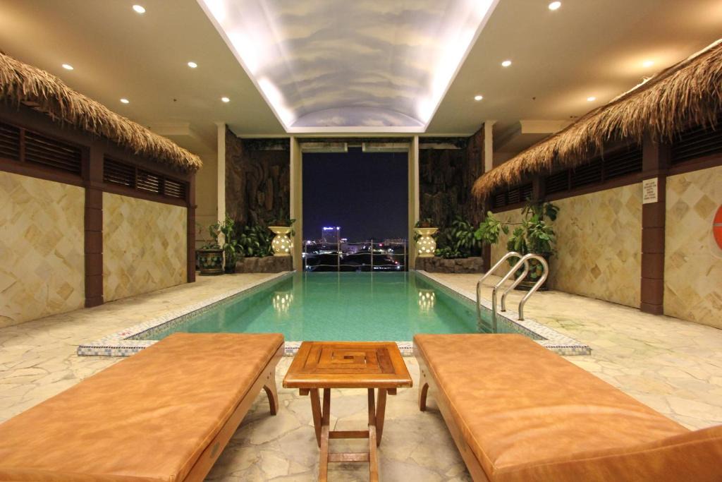 Lubuk Baja Hotel | Harmoni Suites Hotel