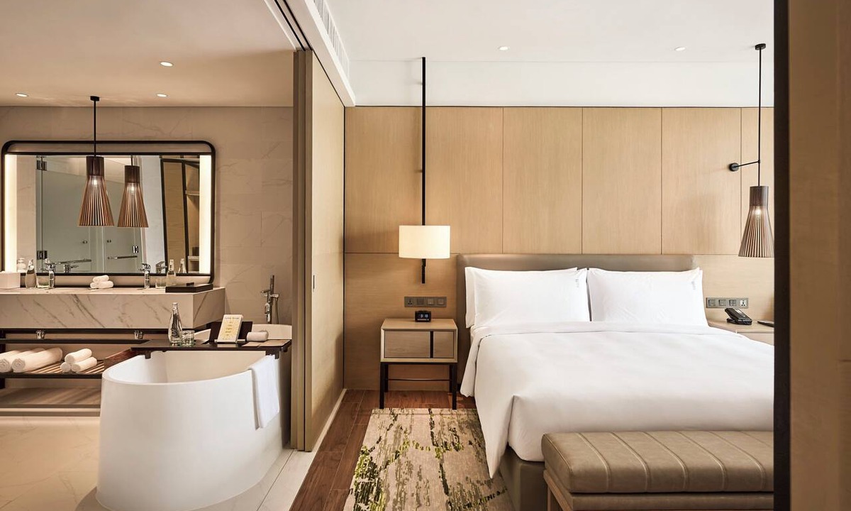 Lagoi Hotel | Holiday Inn Resort Bintan Lagoi Beach by IHG