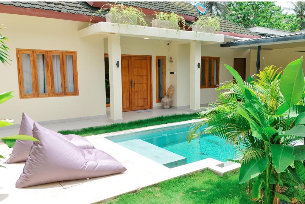 Kuta Villa | HomeVillas