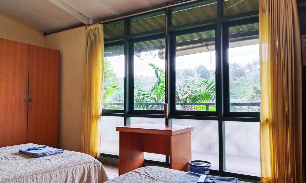 Cisarua Hotel | Hotel Grand Astoeti