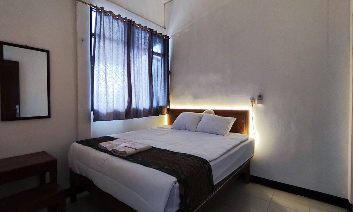 Wonosari Hotel | Hotel O Minso Inn Sepanjang