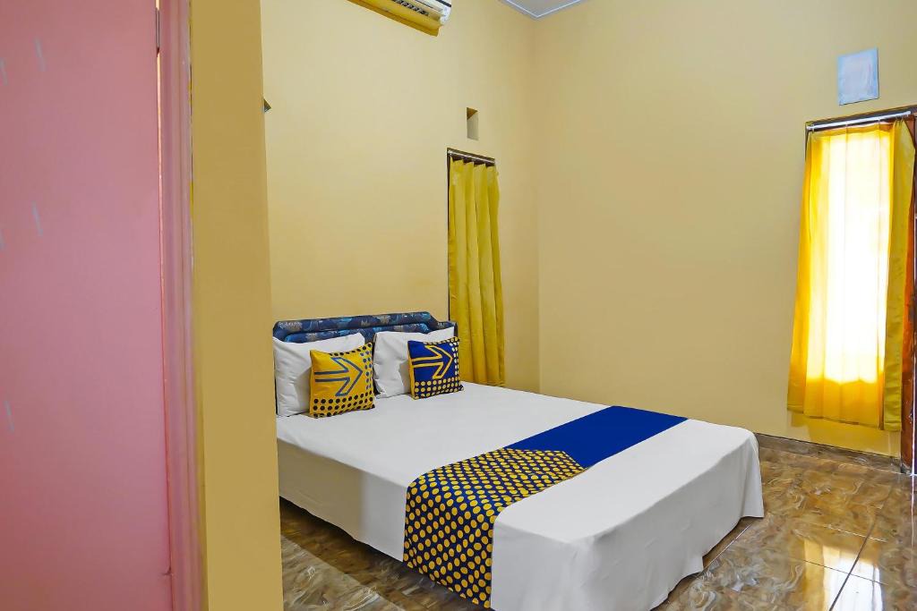 Banyuwangi Hotel | Hotel O Sobat Ijen Traveller Homestay