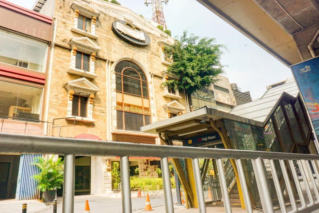 Cipete Selatan Hotel | Hotel O Townhouse Oak Grand Orienchi