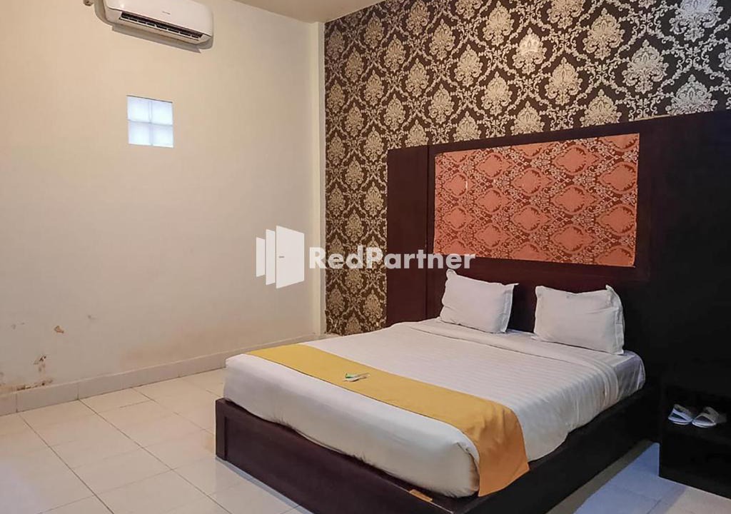 Sulawesi Hotel | Hotel Puri Yasmin Potowanua Lasusua Mitra RedDoorz