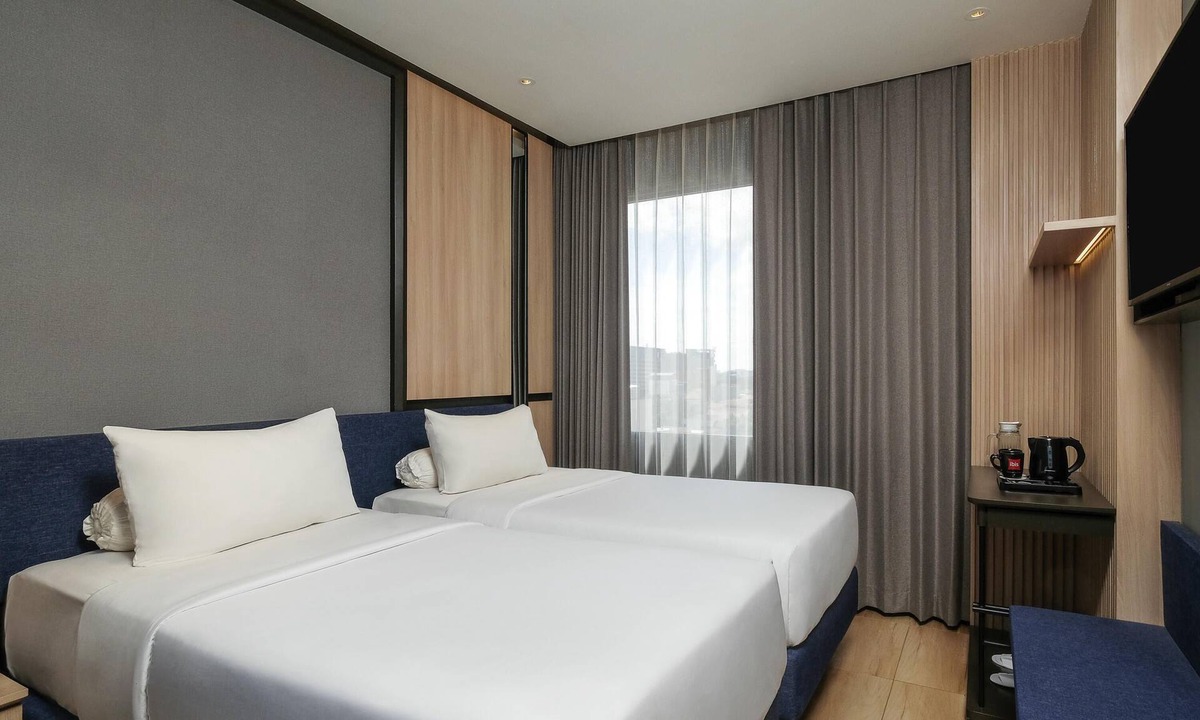 Surabaya Hotel | ibis Surabaya Tidar
