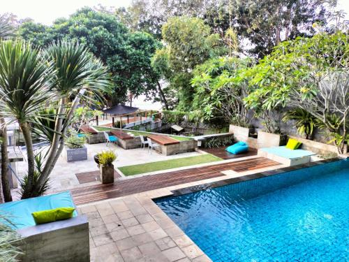 Batu Karas Hotel | JavaCove Beach Hotel