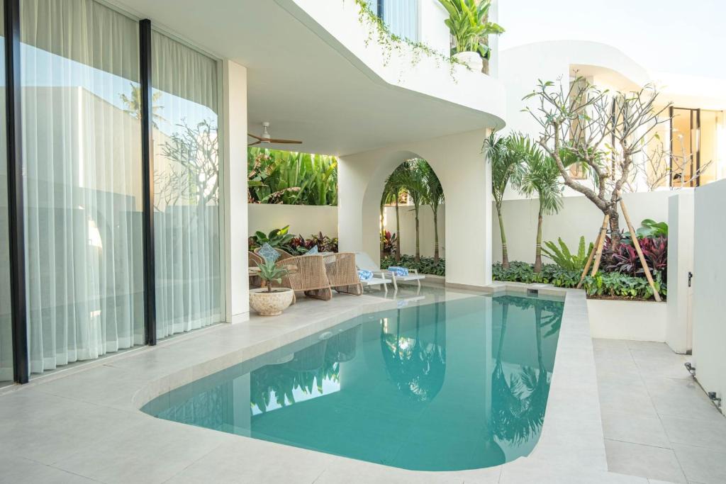 Pererenan Villa | Kona Resort Pererenan
