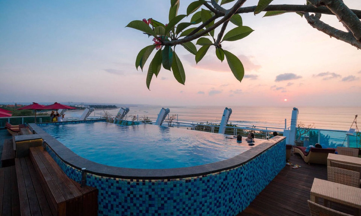 Downtown Kuta Hotel | Kutabex Beach Front Hotel