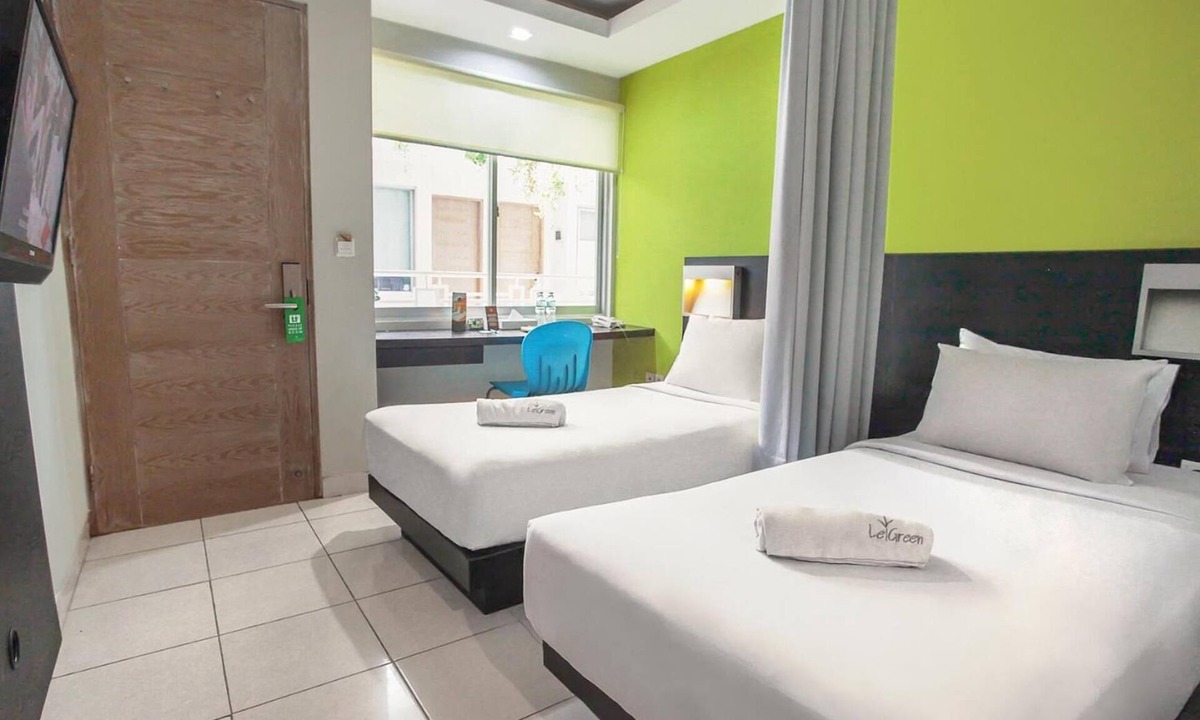 Bendungan Hilir Hotel | LeGreen Suite Tondano
