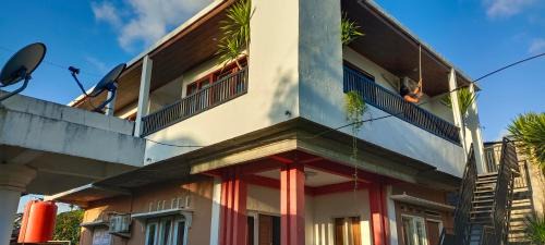 Pujut Apartment | Luxe inn village lombok