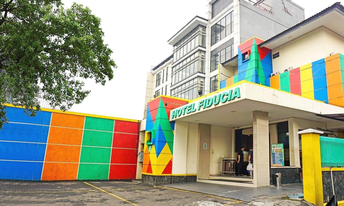 East Jakarta House | Luxury Twin Stay with Free WiFi and Parking