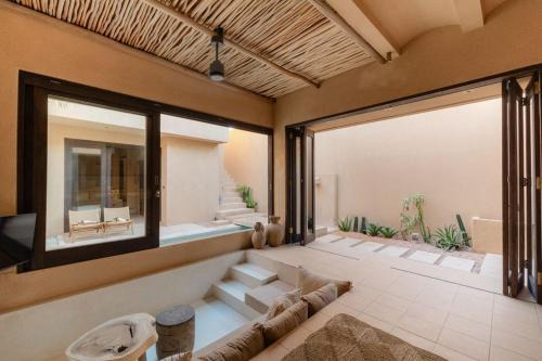 Uluwatu Villa | Mexican Design Villa With Pool and Rooftop Uluwatu