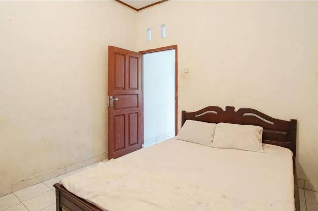 Tomohon Hotel | Mountain View Homestay