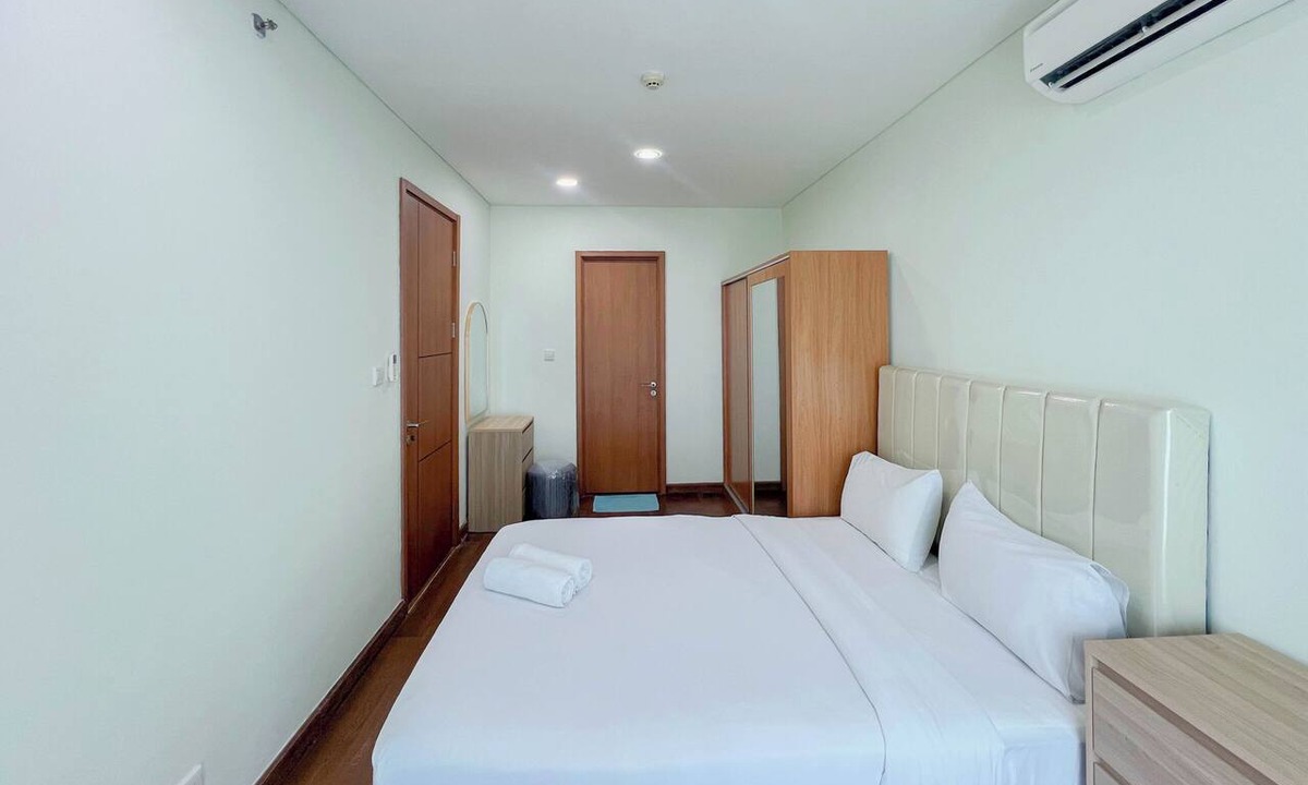 Kesawan Apartment | Neat And Cozy 2Br At The Reiz Condominium Medan