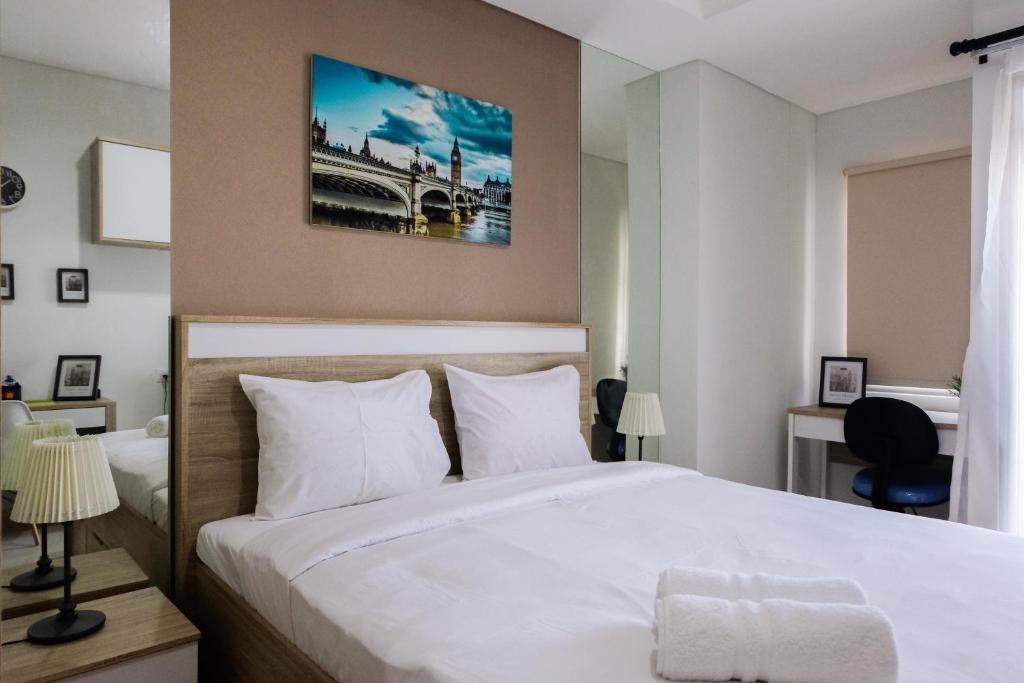 Pinang Apartment | New Studio Apartment at Springwood Residence By Travelio