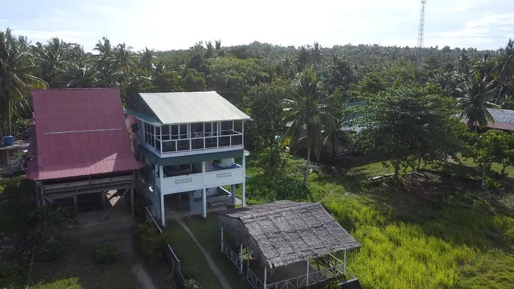 Bawomataluo Bed & Breakfast | Nias Surf Stay