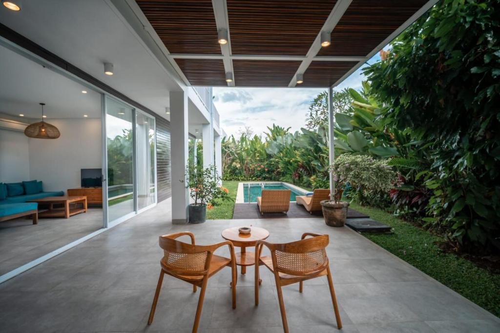 Lodtunduh Villa | Oleander Villa