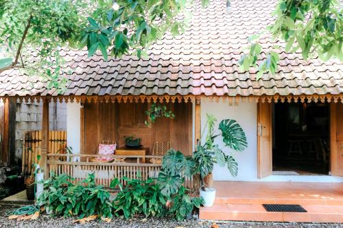 Condongcatur Villa | Omah Joho Guesthouse