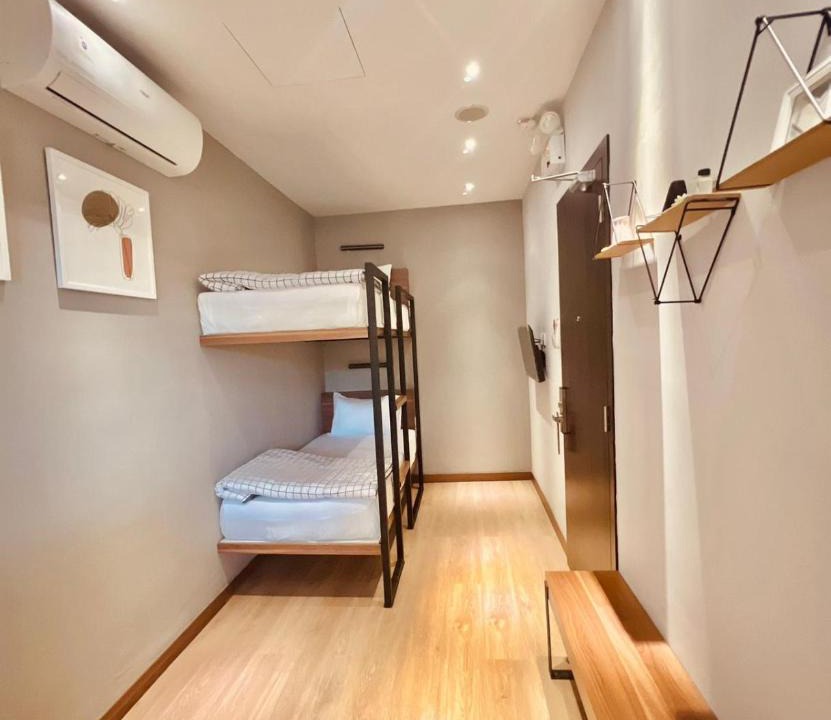 Batam Apartment | oxy suites 2-06 at Shop House Meisterstadt Pollux Habibie